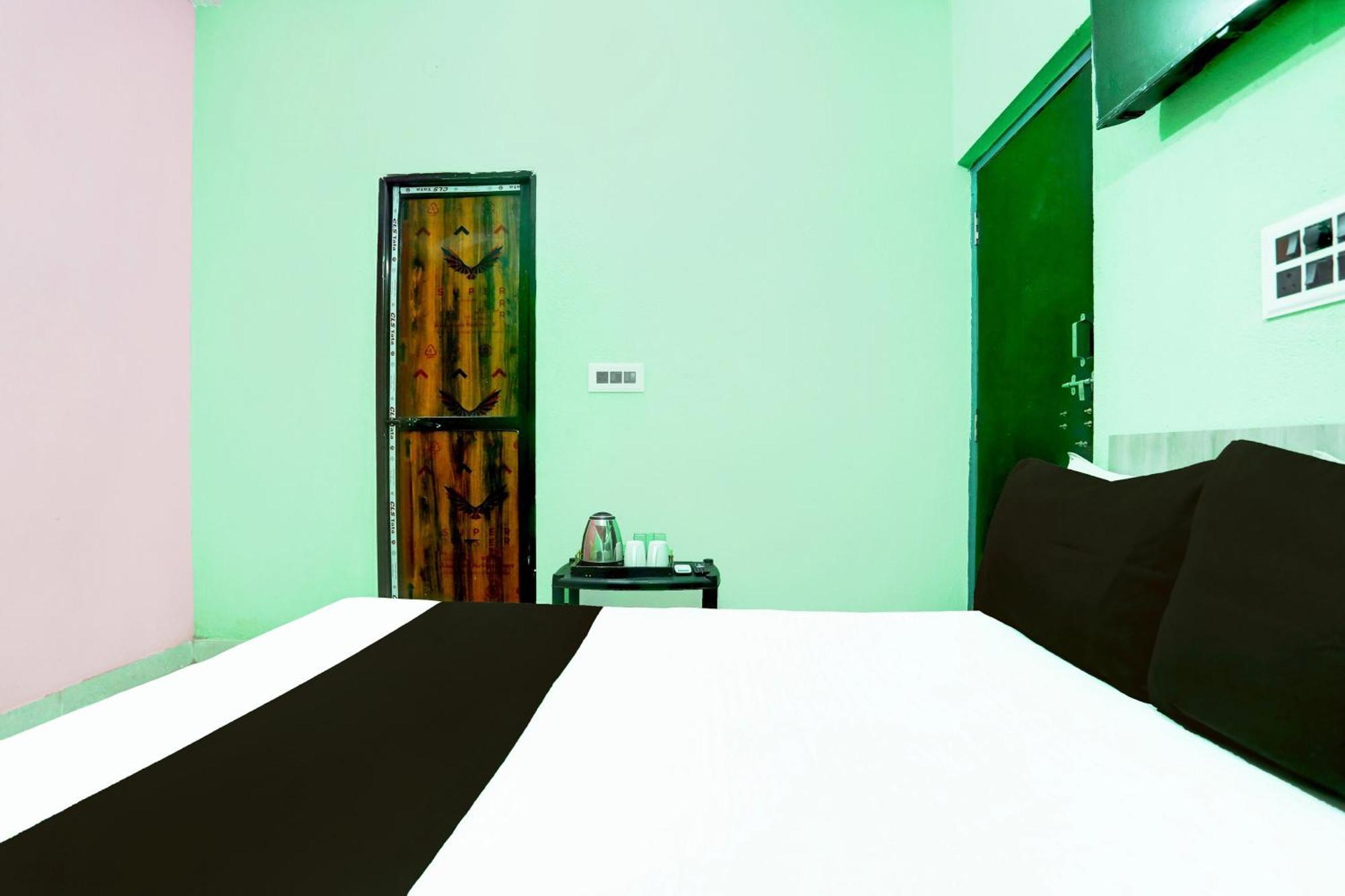 Hotel O Mochu Vatika Marriage Hall & Guest House Patna  Eksteriør billede